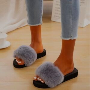 COPY Furry Viral Fuzzy Slipon Slippers Size 6 Add On Gift Mother's Day